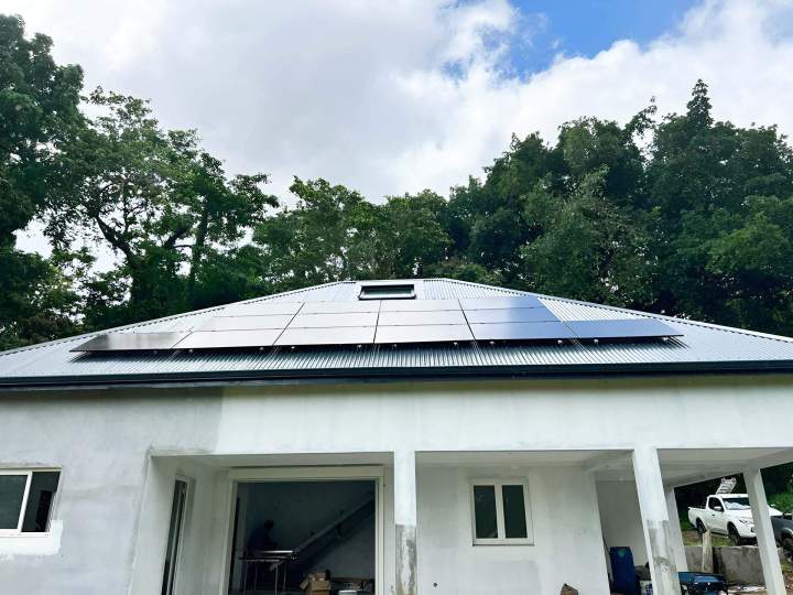 Installation panneau solaire Martinique
