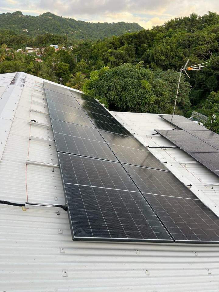 Installation panneaux photovoltaïques Martinique
